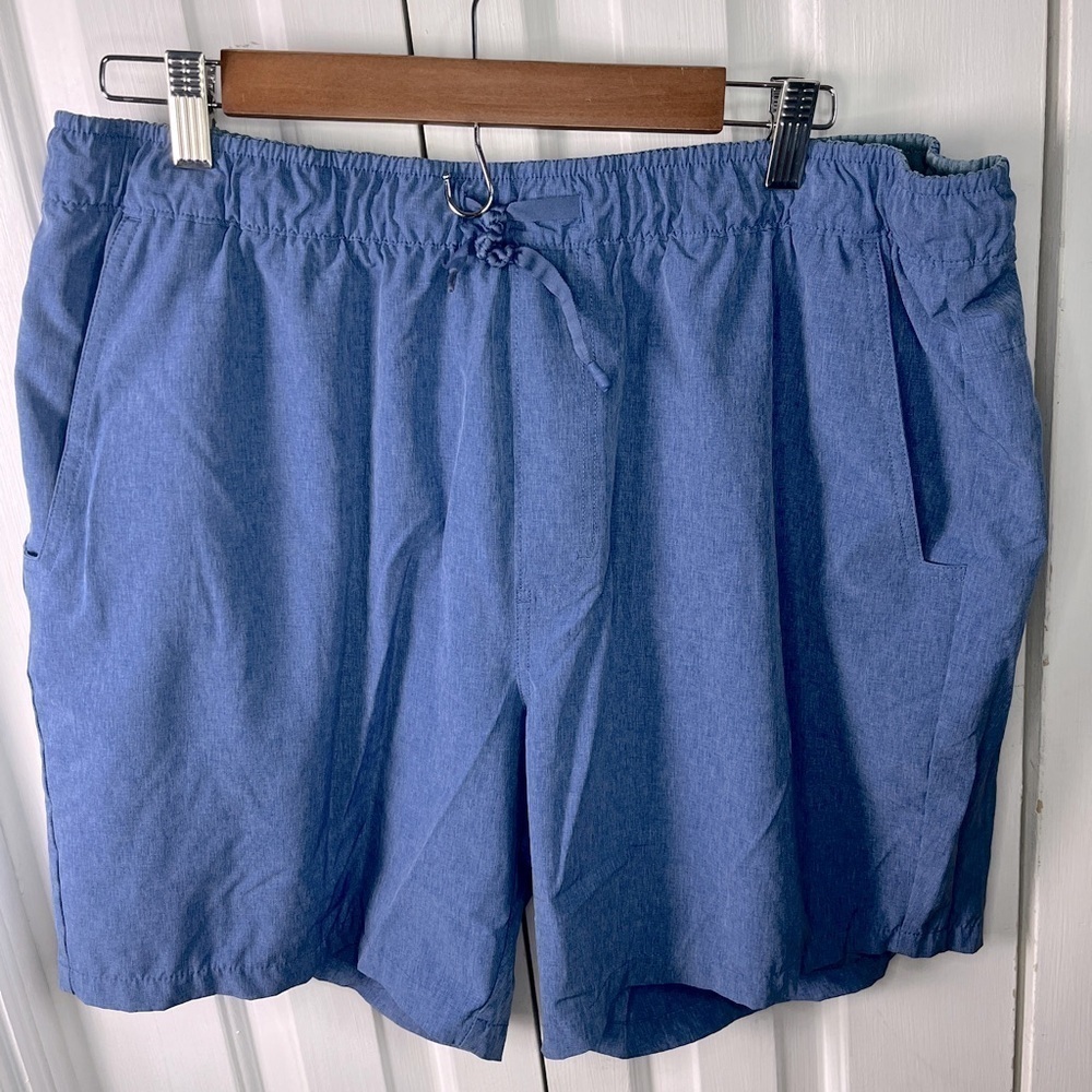 XXL Eddie Bauer Men’s blue swim trunks shorts w/ pockets - Picture 1 of 4